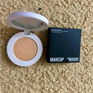 Makeup by Mario Radiant Highlighter - Soft Gold/HONEY